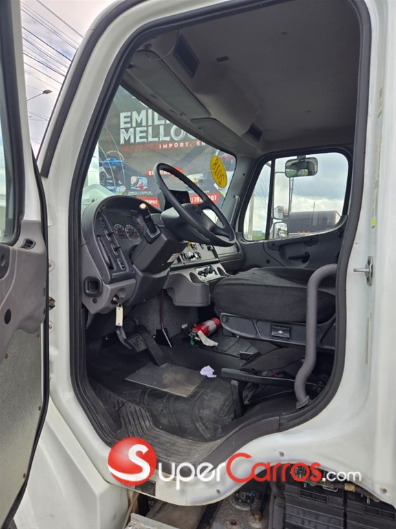 2019 Freightliner M2 — foto 4 / 9