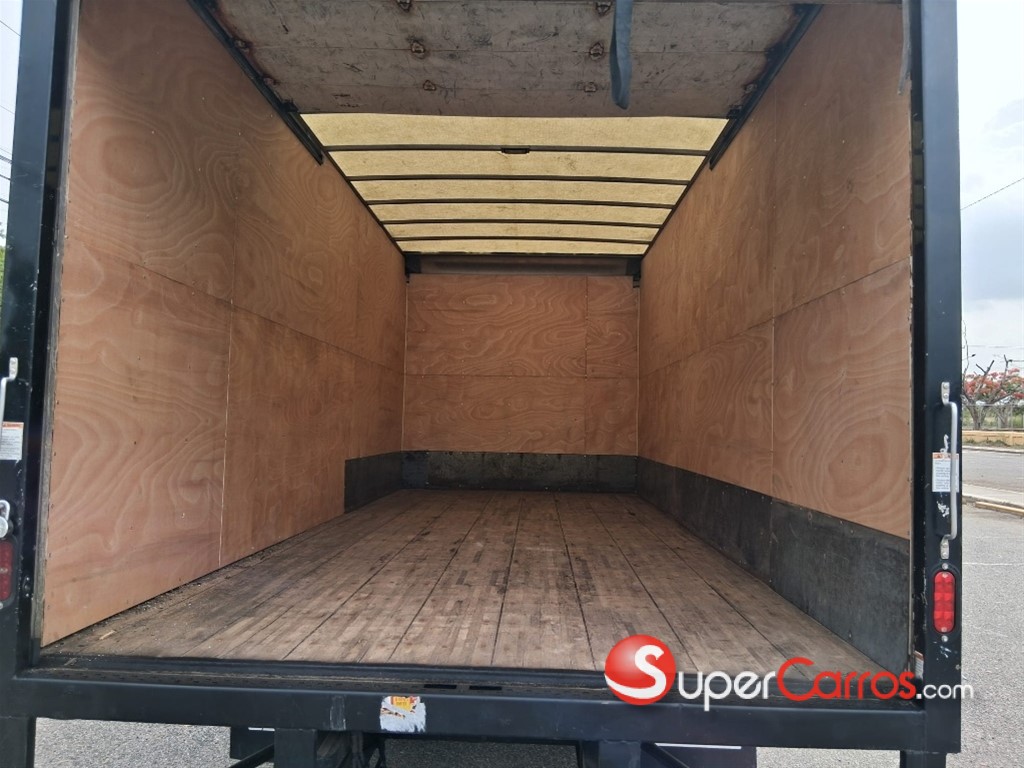 2019 Isuzu NQR — foto 7 / 9