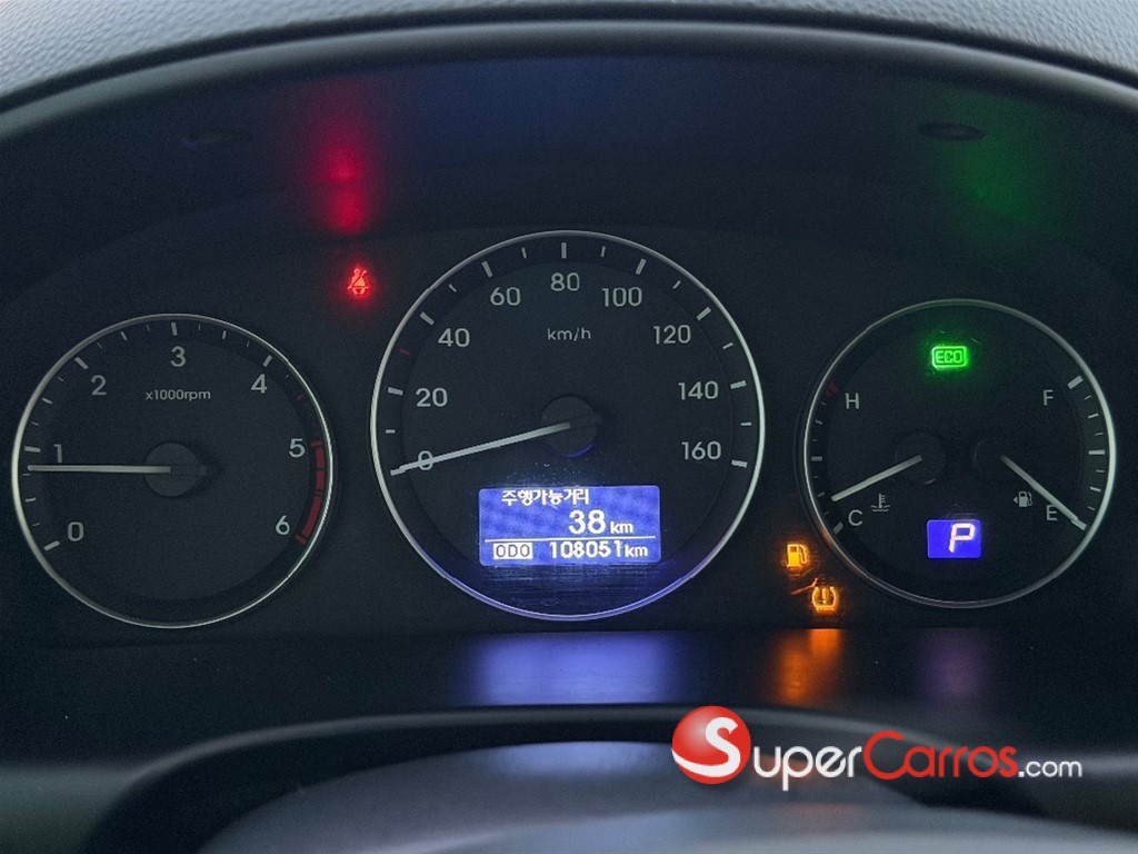 2020 Hyundai Grand Starex CVX — foto 11 / 12