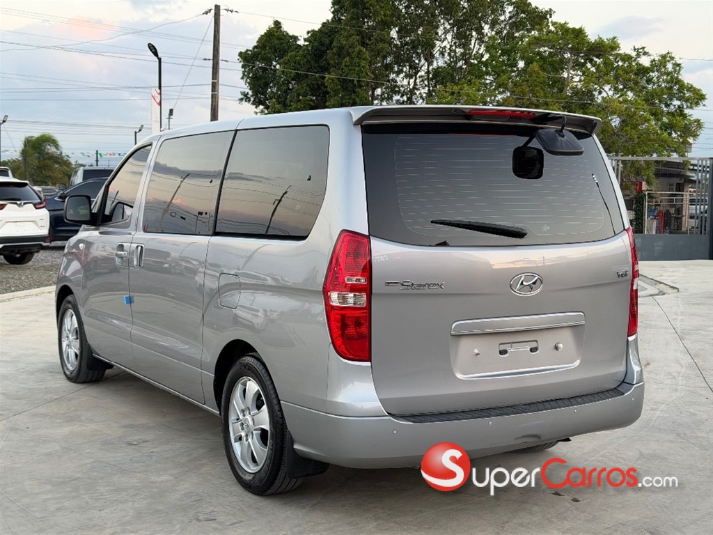 2020 Hyundai Starex — foto 4 / 11