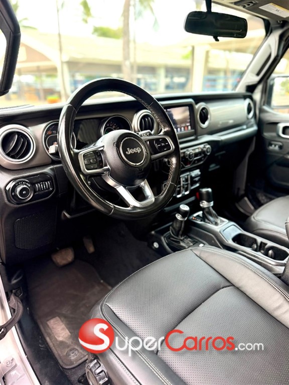2020 Jeep Wrangler Unlimited Sahara — foto 8 / 12
