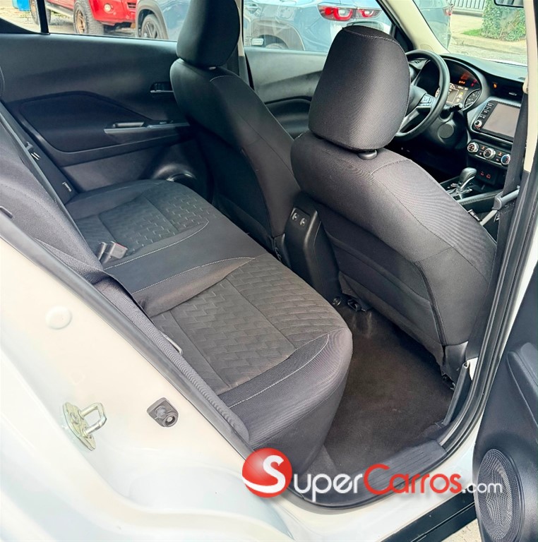 2023 Nissan Kicks SV — foto 6 / 12