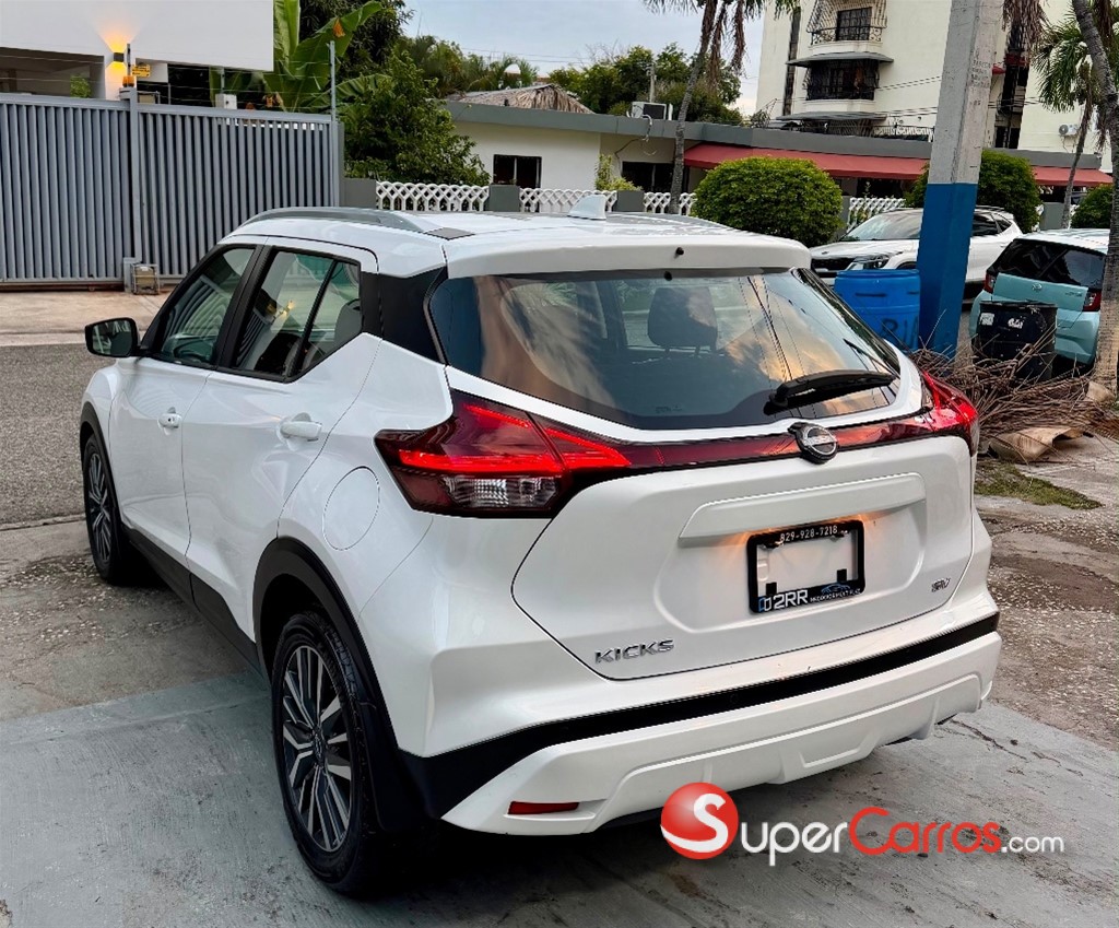 2023 Nissan Kicks SV — foto 11 / 12