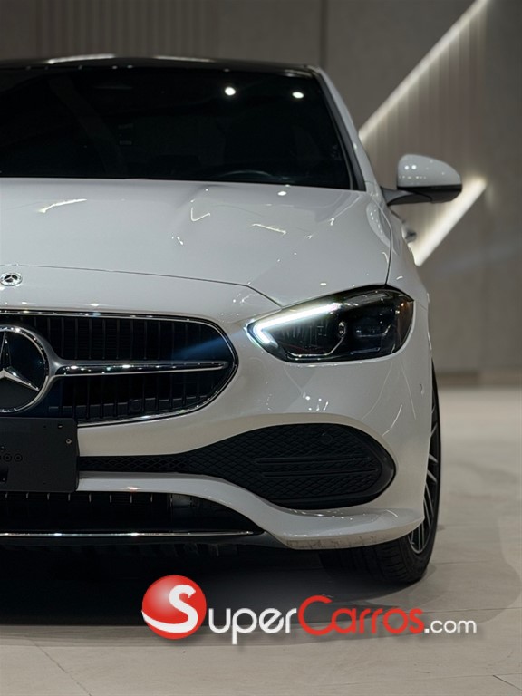 2024 Mercedes-Benz Clase C 300 — foto 3 / 12