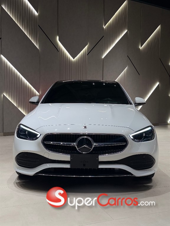 2024 Mercedes-Benz Clase C 300 — foto 4 / 12