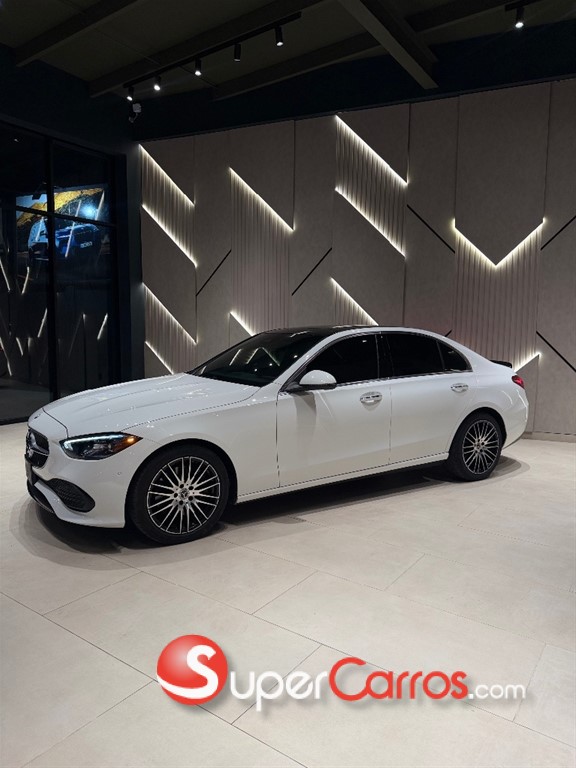2024 Mercedes-Benz Clase C 300 — foto 7 / 12
