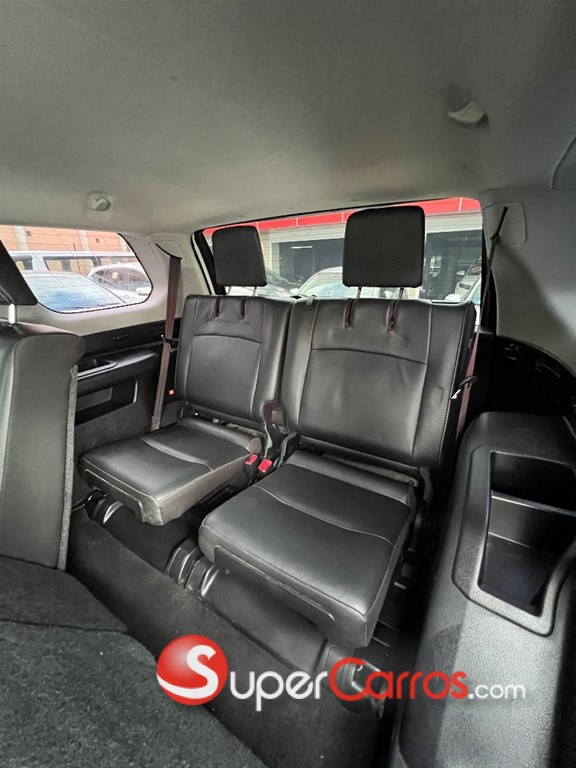 2019 Toyota 4 Runner Limited — foto 9 / 12