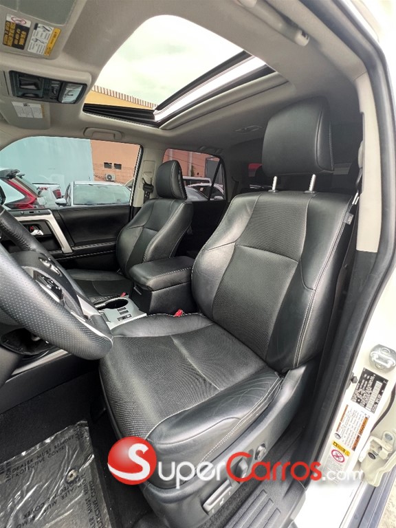 2019 Toyota 4 Runner Limited — foto 10 / 12