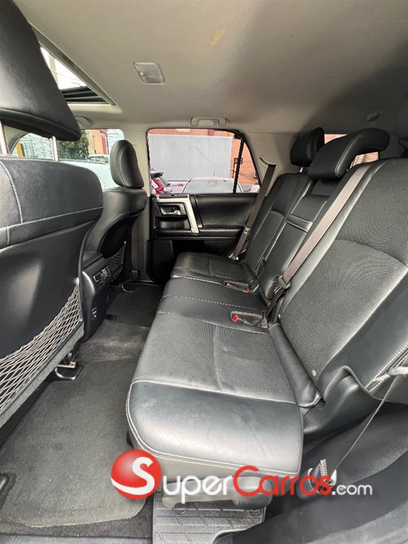 2019 Toyota 4 Runner Limited — foto 11 / 12