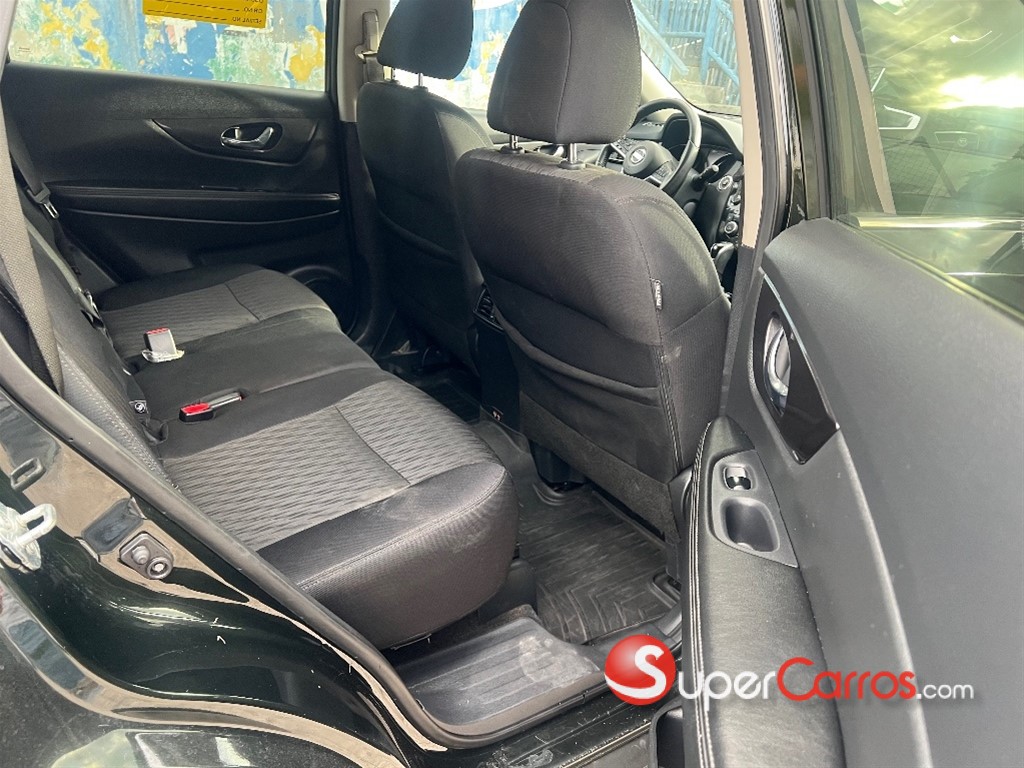 2019 Nissan Rogue SV FULL — foto 12 / 12