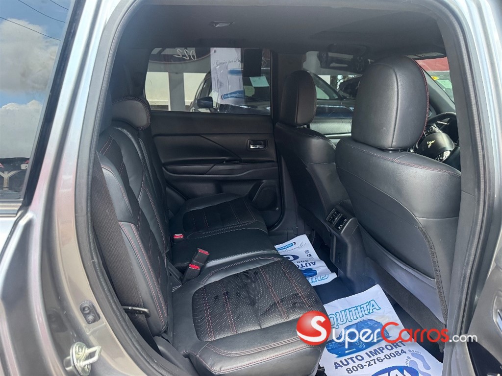 2020 Mitsubishi Motors Outlander Limited — foto 10 / 11