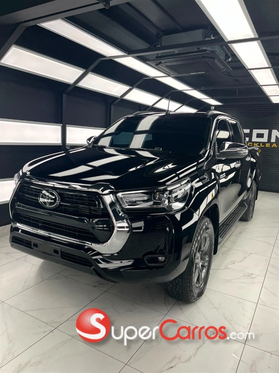 2022 Toyota Hilux Limited TSS