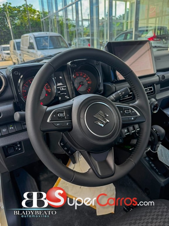 2027 Suzuki Jimny GLX — foto 12 / 12
