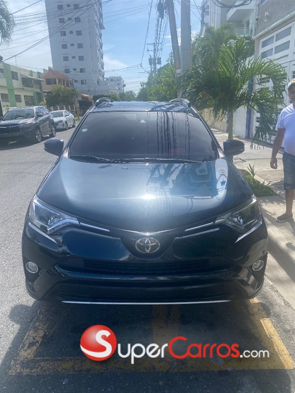 2018 Toyota RAV4 XLE