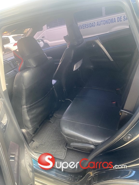 2018 Toyota RAV4 XLE — foto 5 / 10