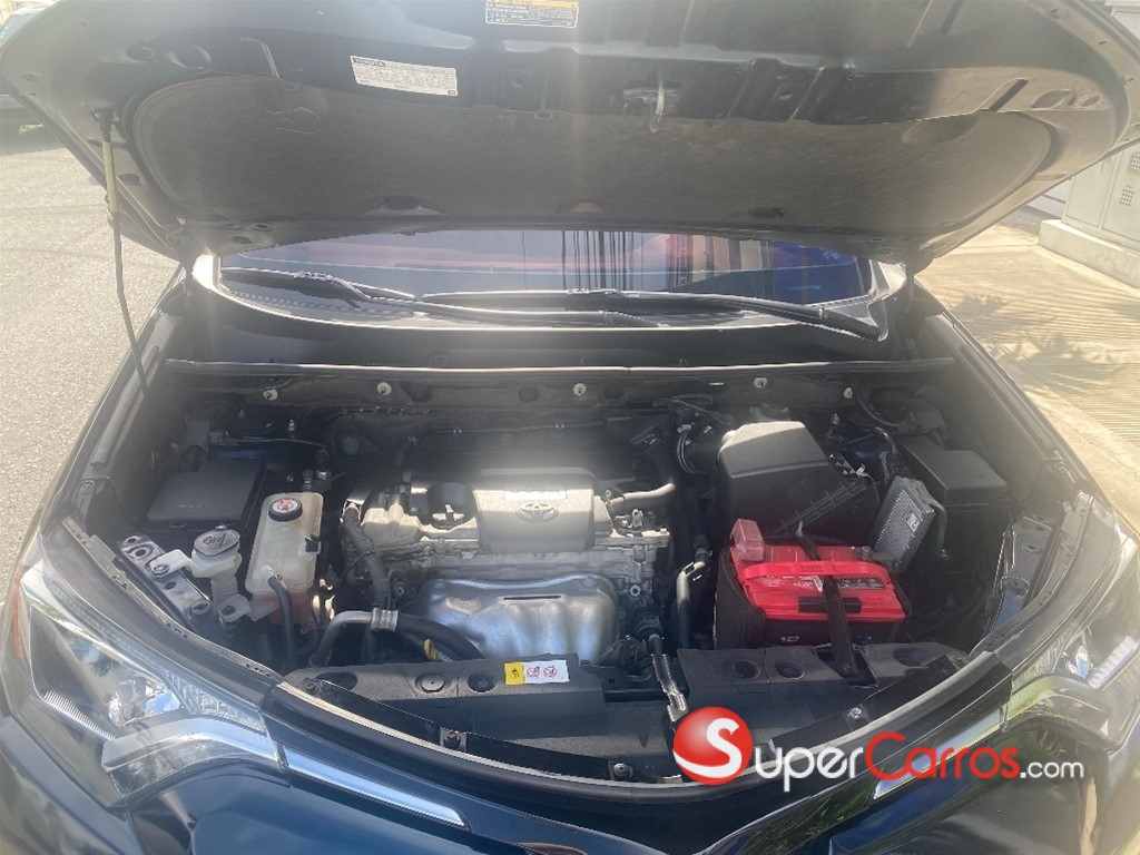 2018 Toyota RAV4 XLE — foto 7 / 10