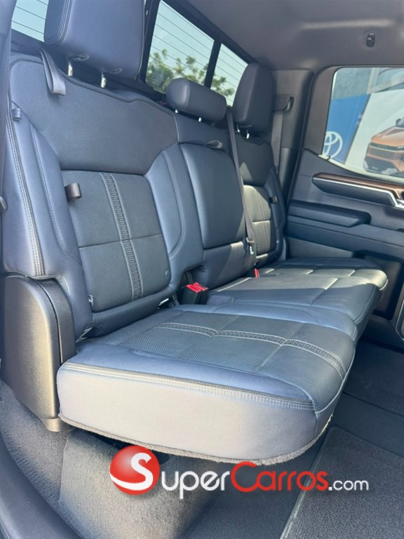 2024 Chevrolet Silverado High Country Duramax — foto 10 / 10