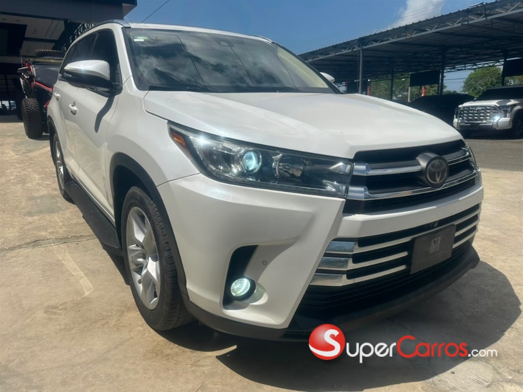 2017 Toyota Highlander Limited Platinum