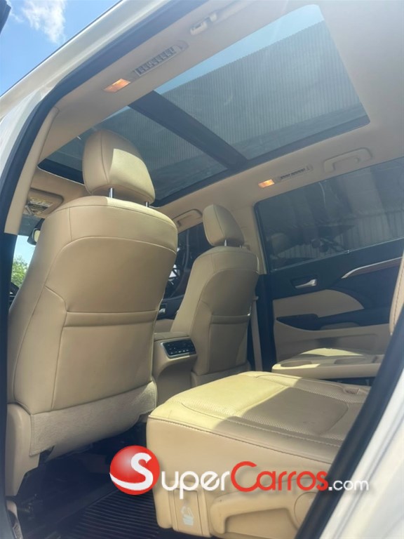 2017 Toyota Highlander Limited Platinum — foto 6 / 9