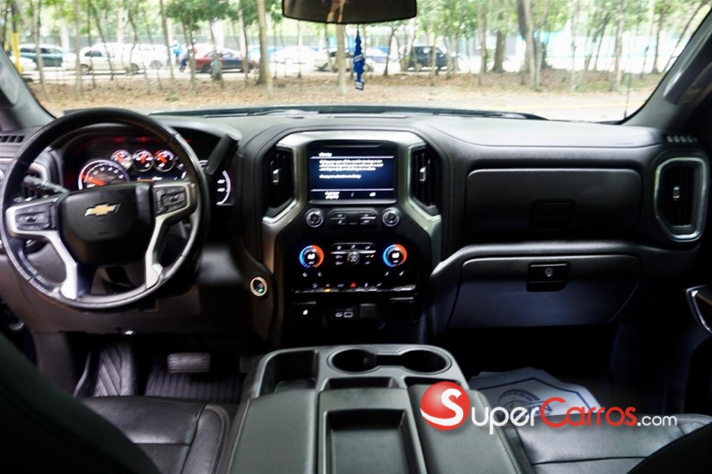 2020 Chevrolet Silverado High Country Duramax — foto 9 / 10