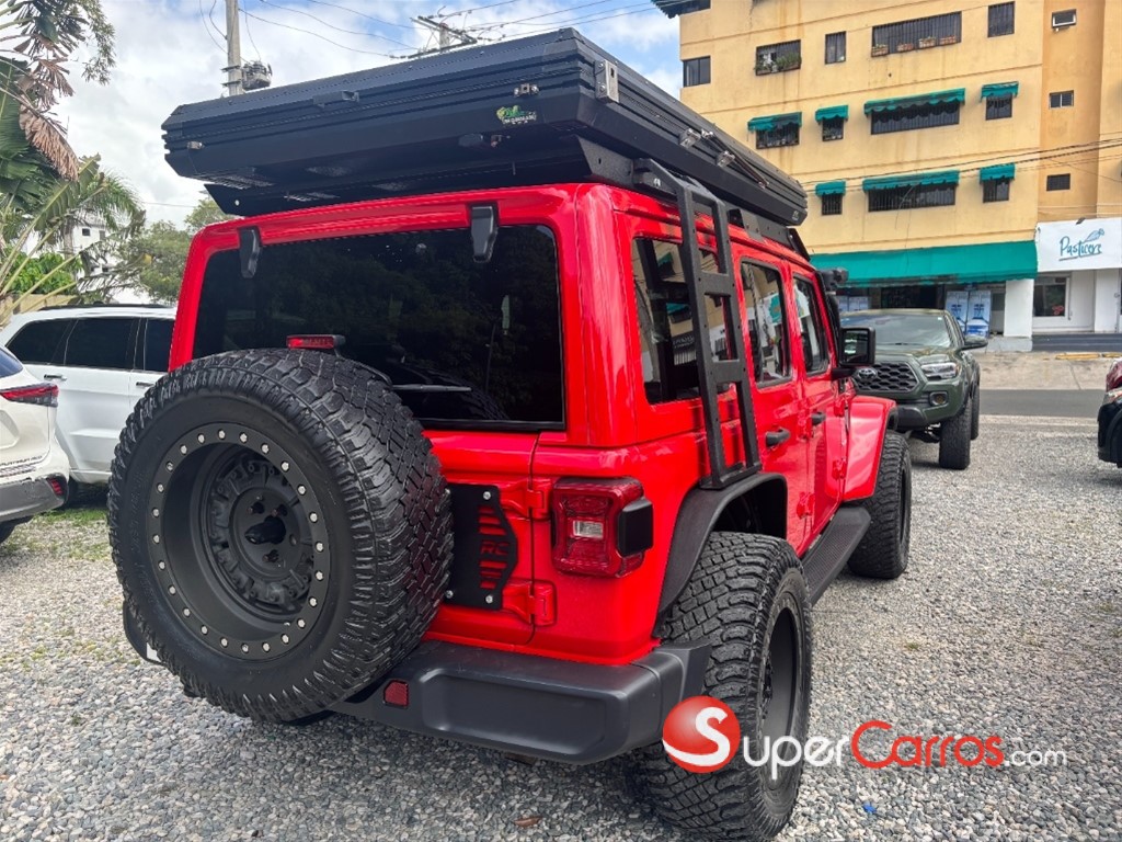 2019 Jeep Wrangler Unlimited Sahara — foto 3 / 9