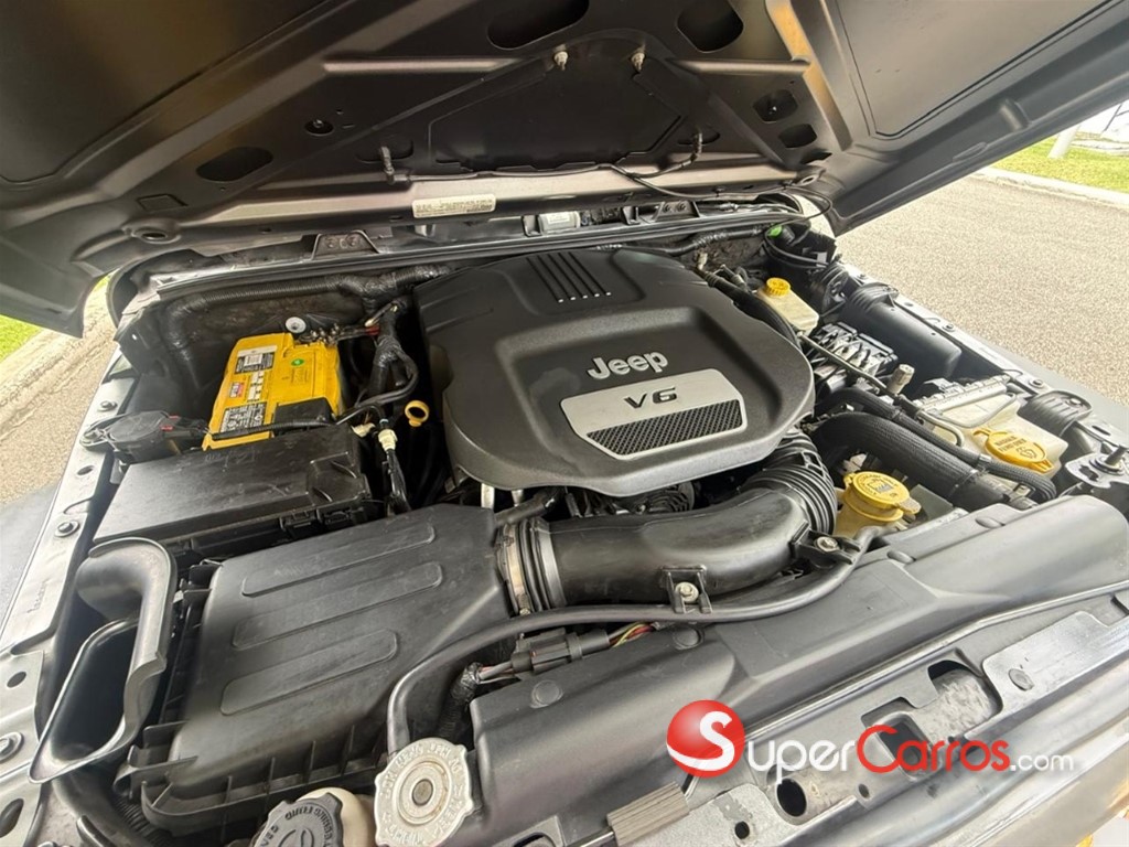 2017 Jeep Wrangler Unlimited Sport — foto 10 / 11