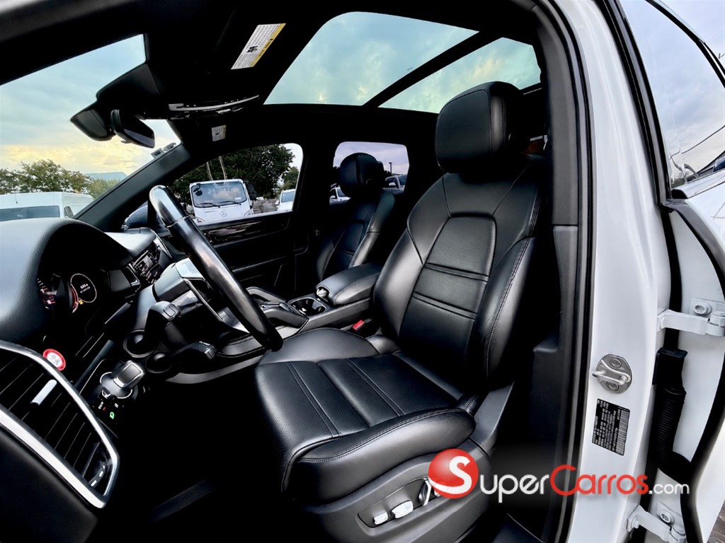 2021 Porsche Cayenne — foto 7 / 9