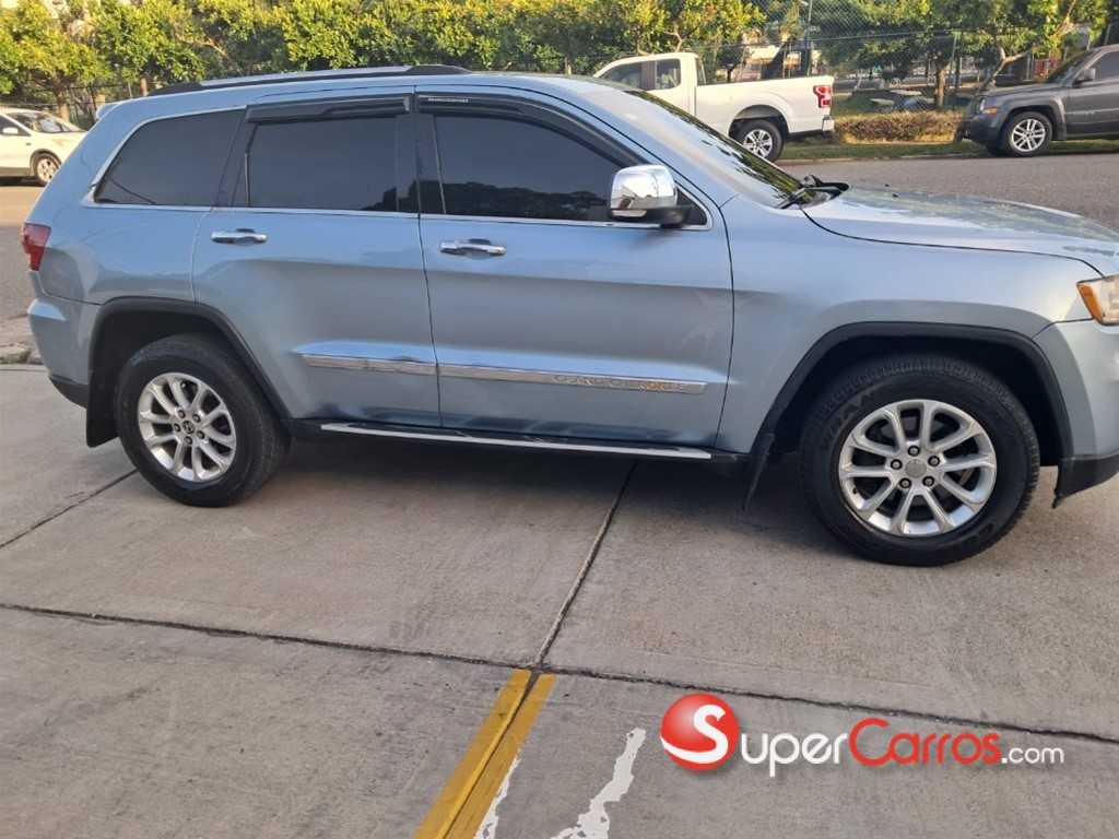 2013 Jeep Grand Cherokee — foto 11 / 12