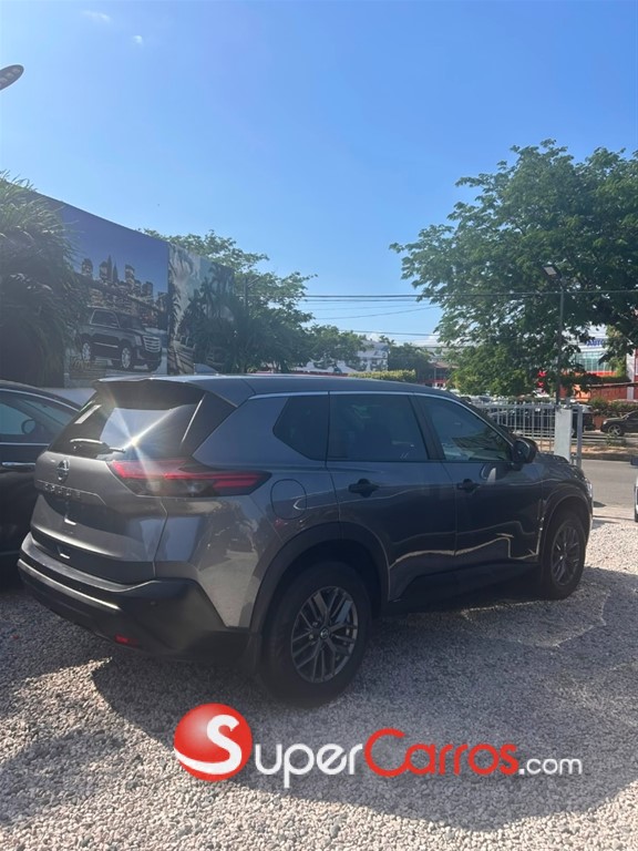 2021 Nissan Rogue S — foto 4 / 10