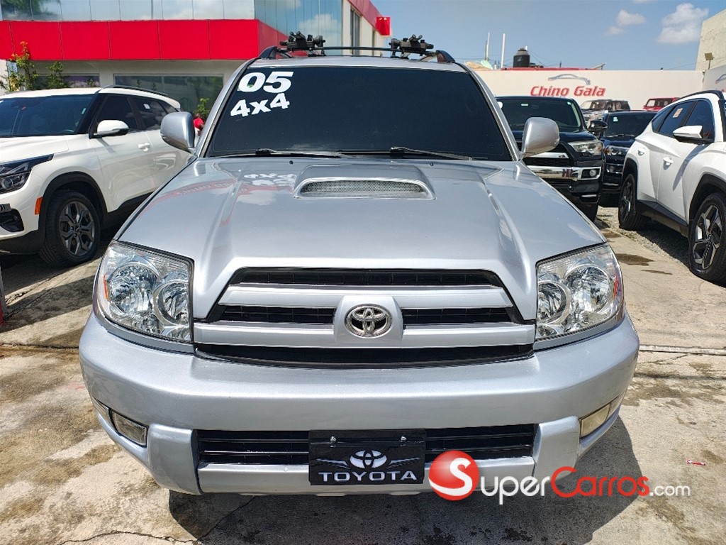 2005 Toyota 4 Runner Limited — foto 2 / 9