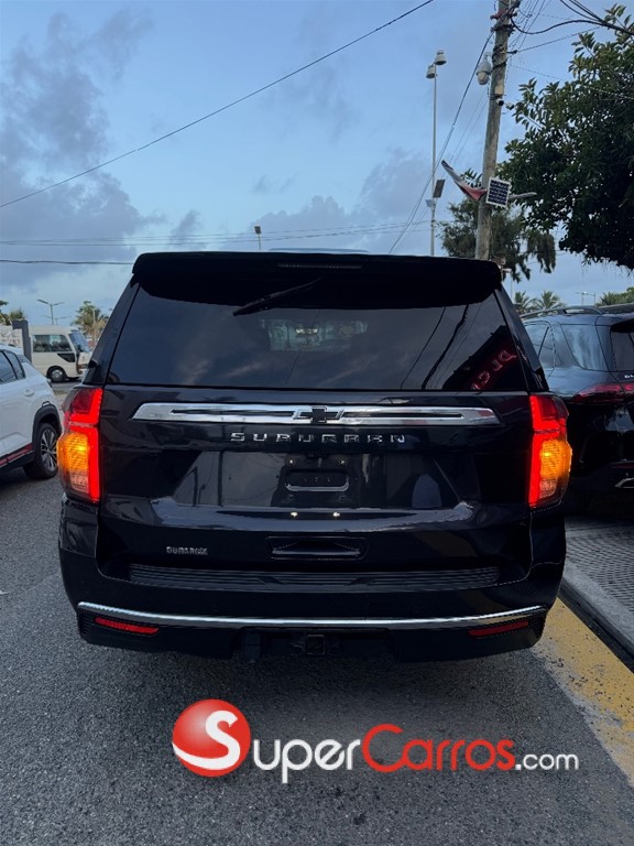 2022 Chevrolet Suburban Highcountry — foto 3 / 10