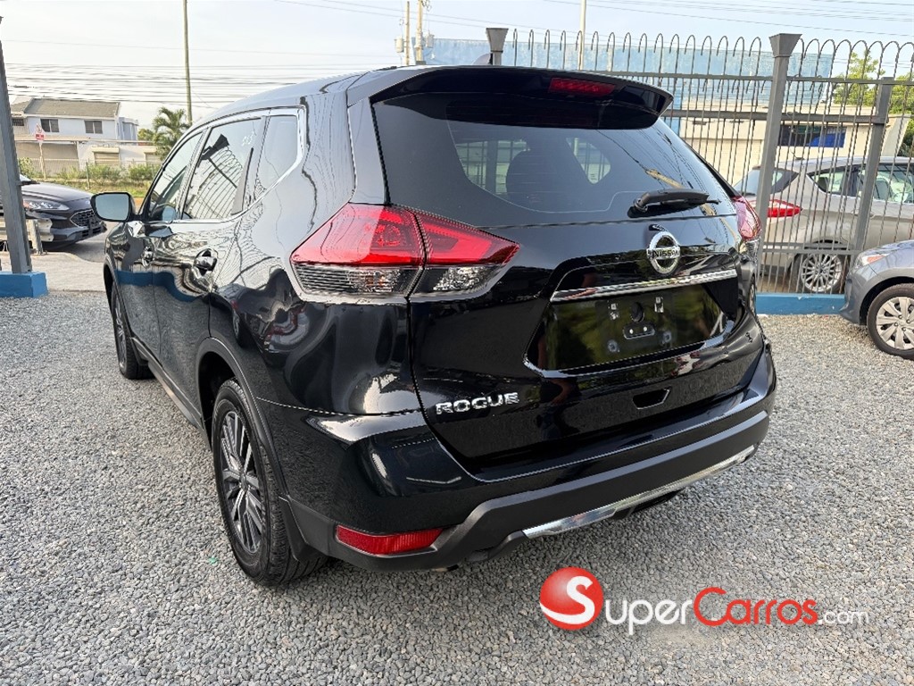 2020 Nissan Rogue — foto 6 / 10
