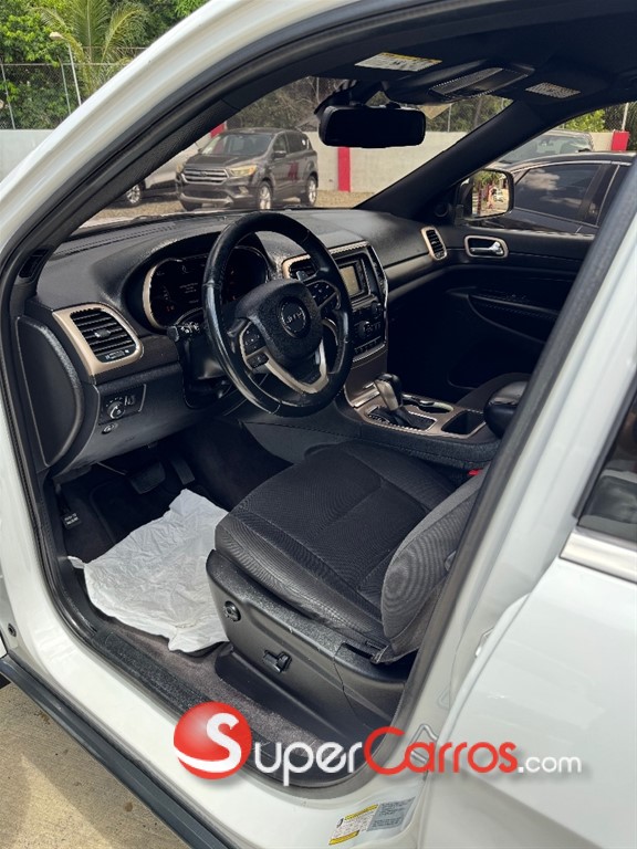 2016 Jeep Grand Cherokee — foto 4 / 12