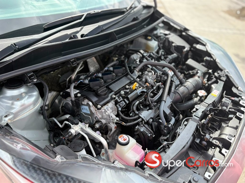 2022 Toyota Yaris — foto 4 / 11