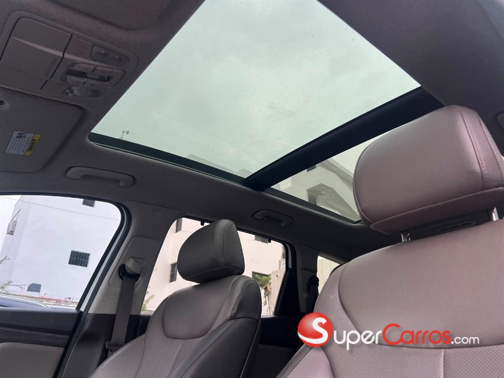 2020 Hyundai Santa Fe Limited — foto 6 / 9