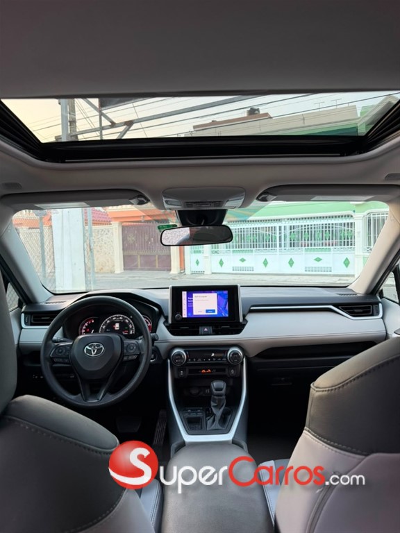 2023 Toyota RAV4 XLE — foto 3 / 7