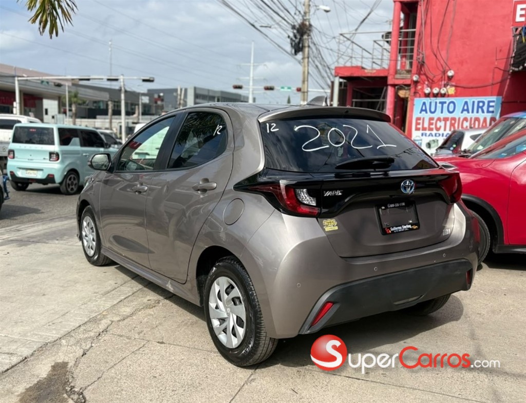 2021 Toyota Yaris — foto 10 / 11