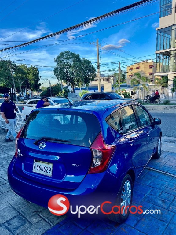 2014 Nissan Versa Note — foto 4 / 10