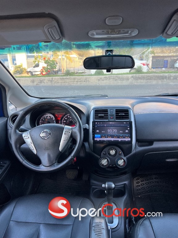 2014 Nissan Versa Note — foto 8 / 10