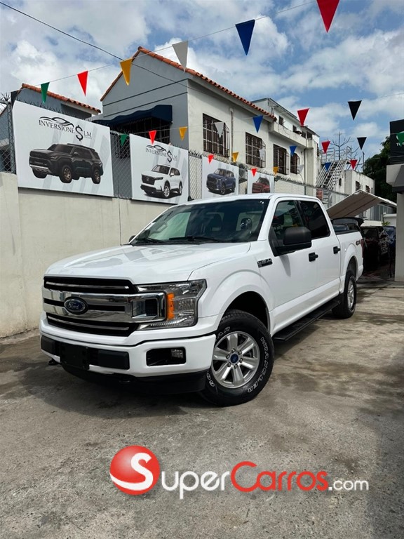 2020 Ford F 150 XLT — foto 2 / 10
