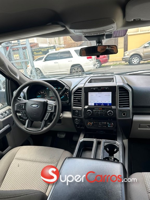 2020 Ford F 150 XLT — foto 5 / 10