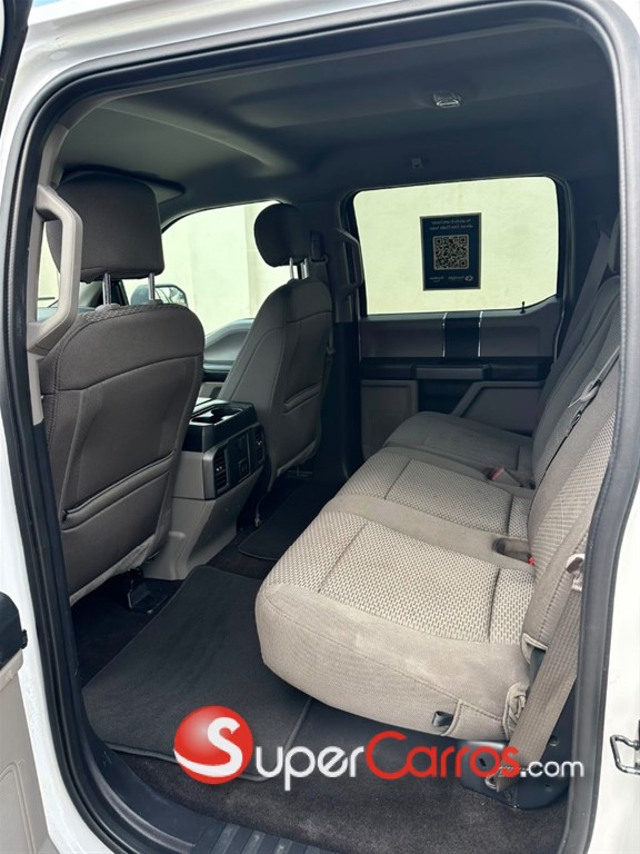 2020 Ford F 150 XLT — foto 7 / 10