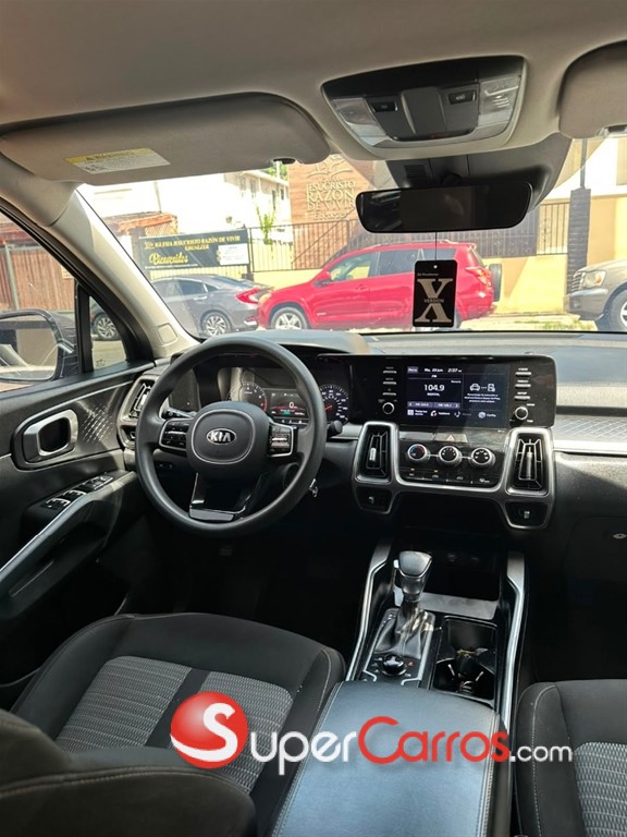 2021 Kia Sorento LX — foto 6 / 8