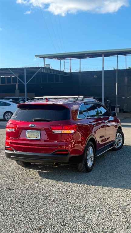 2016 Kia Sorento EX — foto 2 / 9