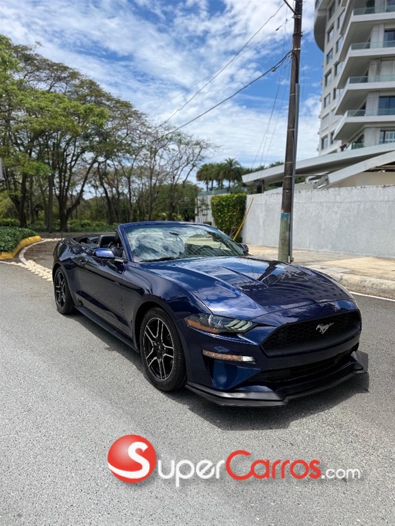 2020 Ford Mustang — foto 6 / 11
