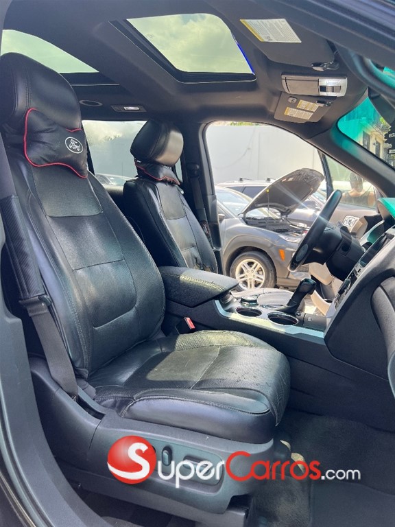 2011 Ford Explorer Limited — foto 8 / 12