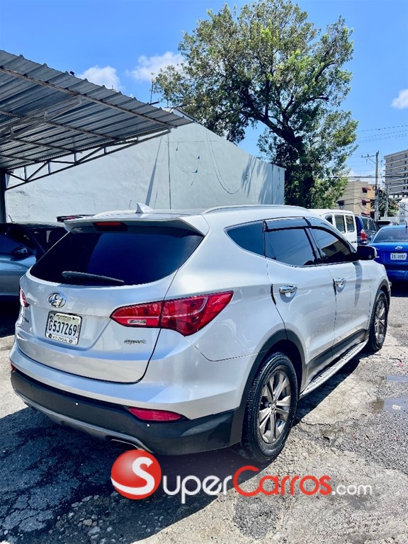 2016 Hyundai Santa Fe Sport — foto 4 / 12