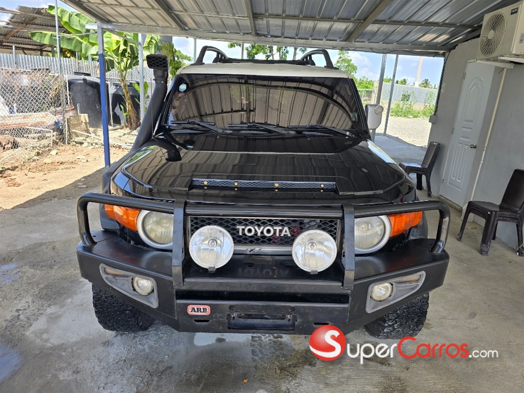 2007 Toyota FJ Cruiser — foto 3 / 12