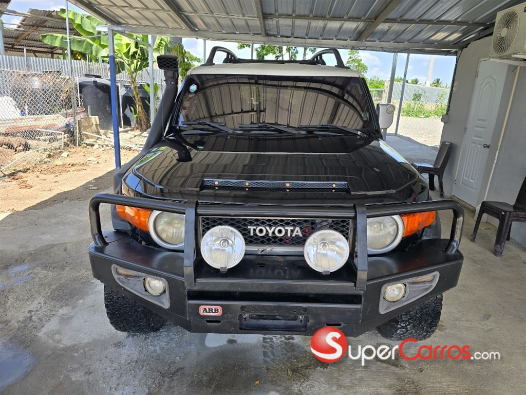2007 Toyota FJ Cruiser — foto 4 / 12