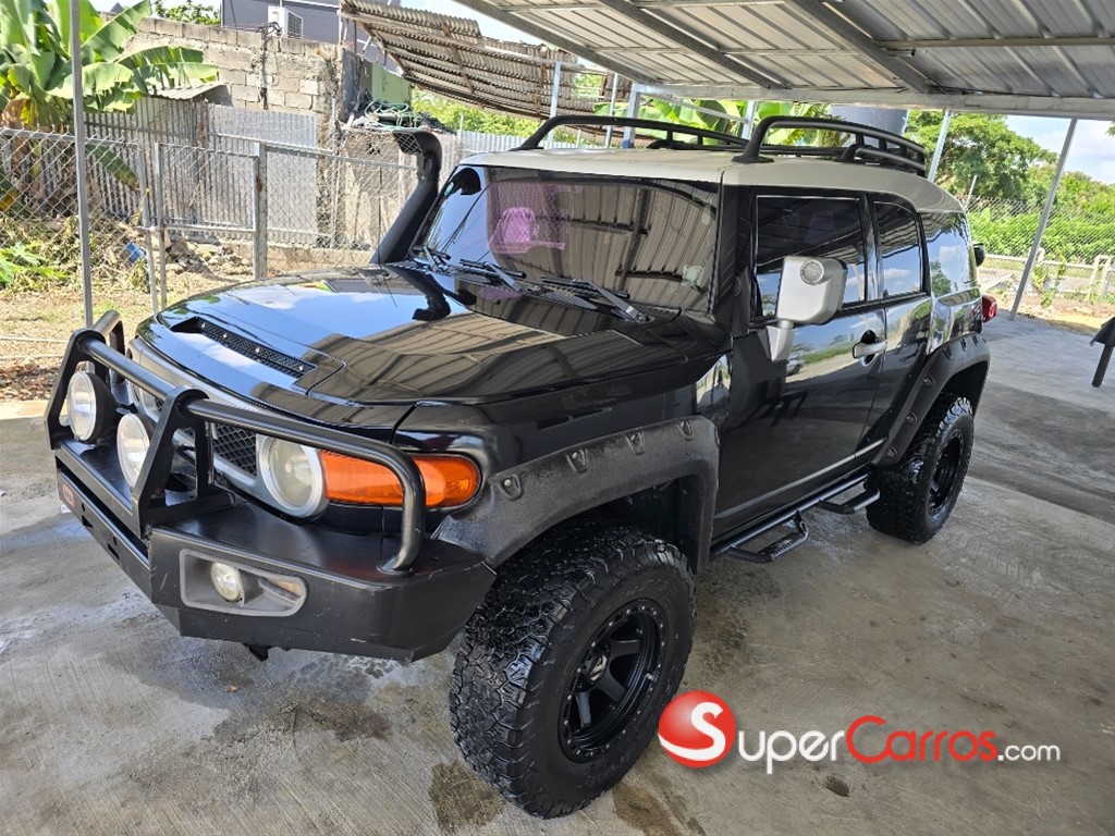 2007 Toyota FJ Cruiser — foto 5 / 12